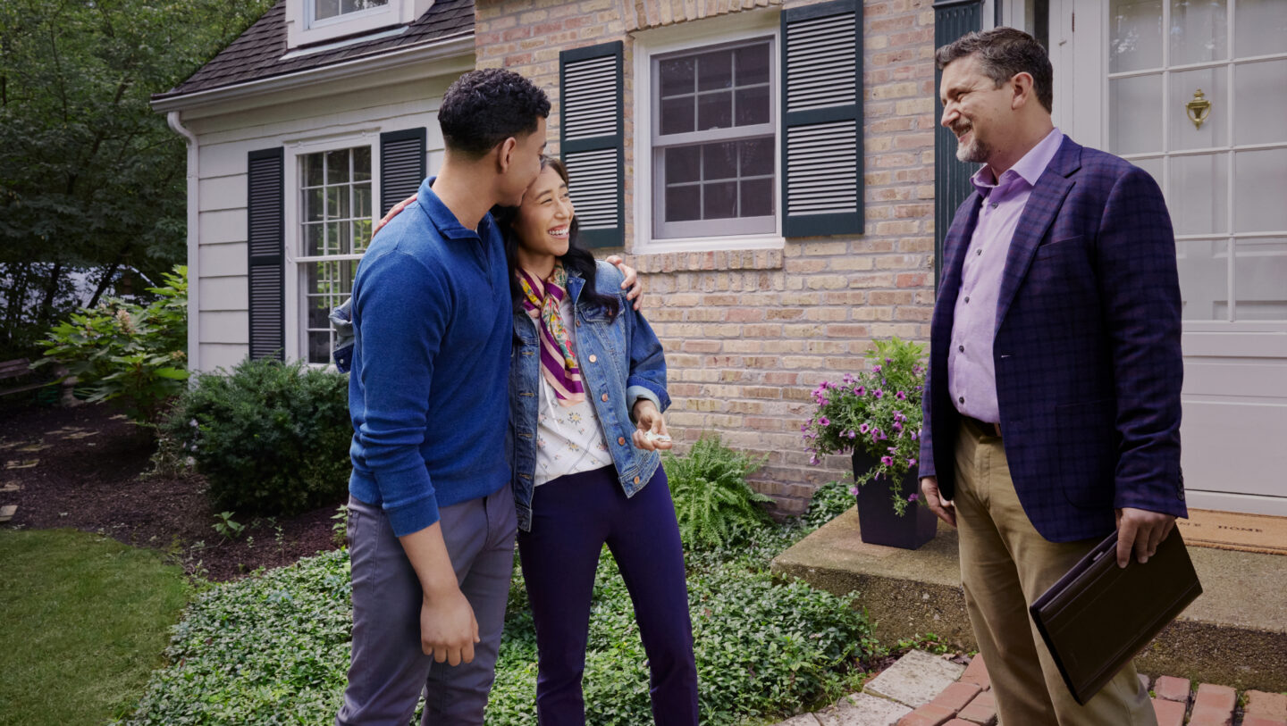 Credit Score vs. Cash: How to Get a Better Mortgage Rate 